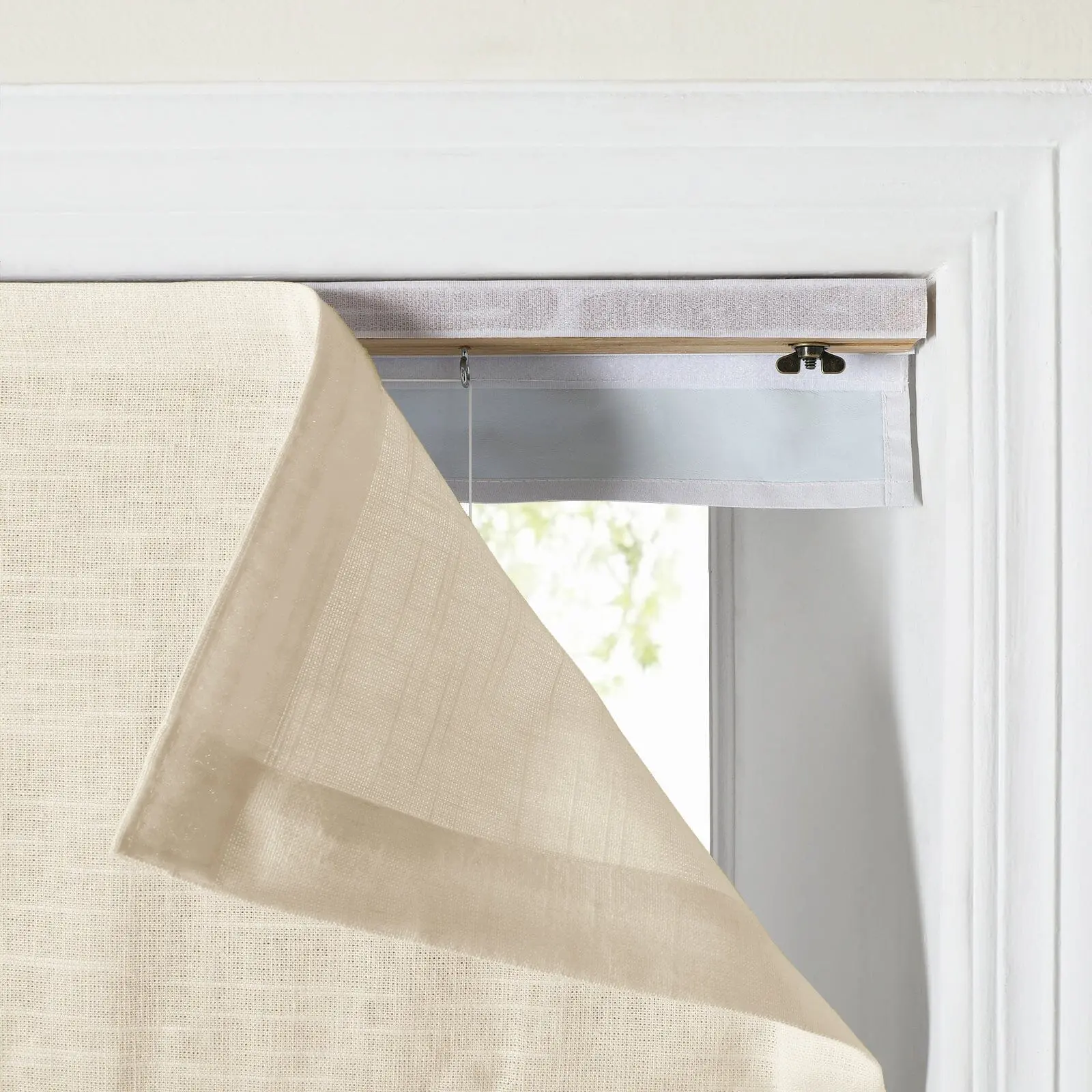 Jawara Roman Shade Cordless-Wooden Headrail - Image 10