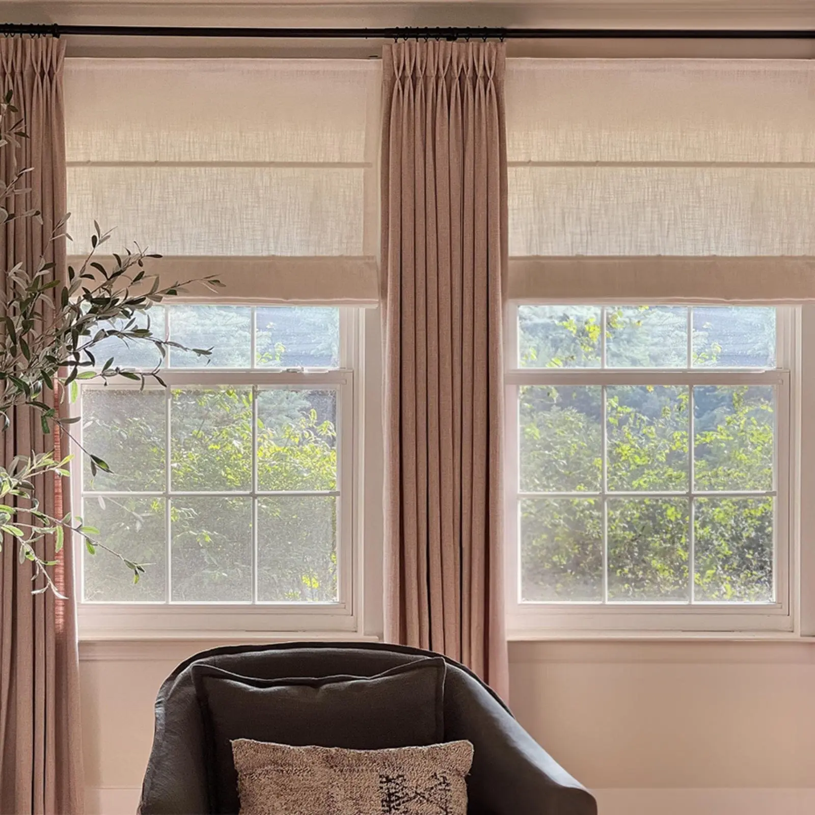 Jawara Roman Shade Cordless-Wooden Headrail - Image 4
