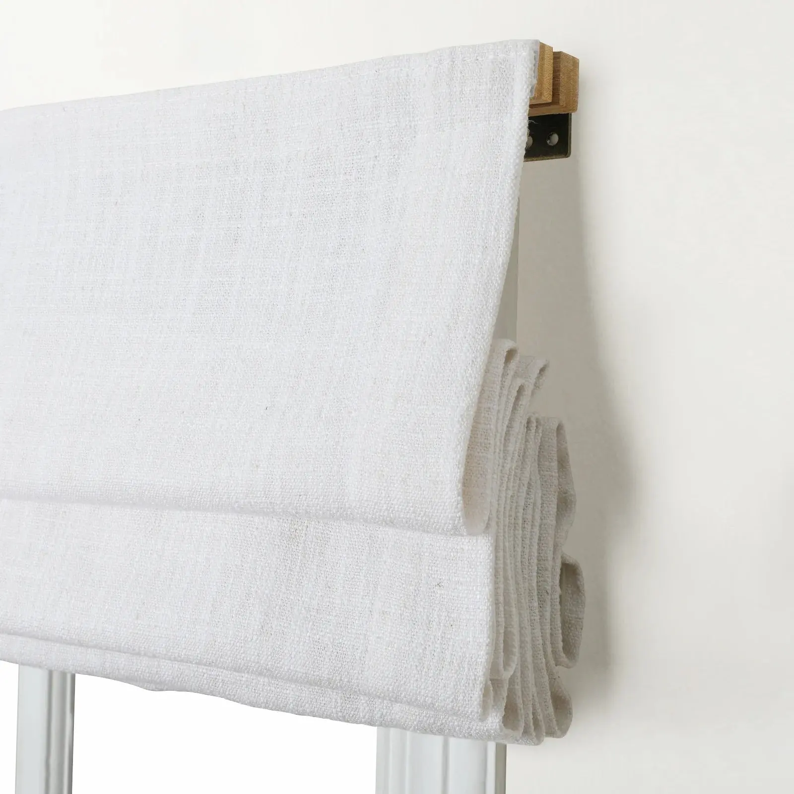 Jawara Roman Shade Cordless-Wooden Headrail - Image 9